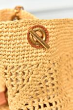 Medium Tote in Raffia - Image 7