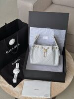 Chanel 25 Bag in Caviar leather - Image 2