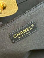 Clutch with chain - Image 7