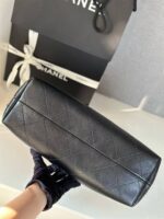 Clutch with chain - Image 11