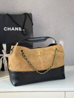 Clutch with chain - Image 12