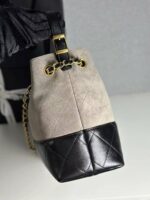 Clutch with chain - Image 5